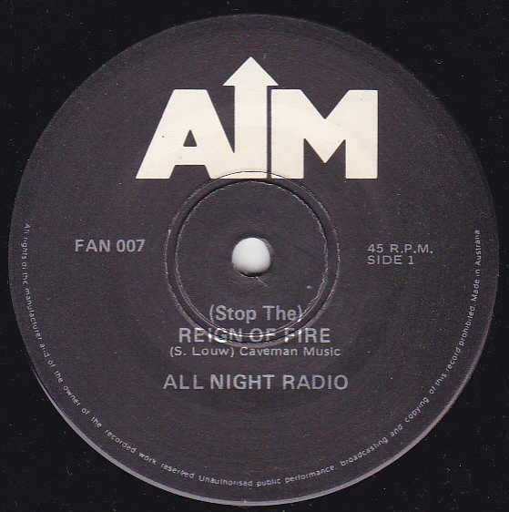 All Night Radio, The Glee Singers – (Stop The) Reign Of Fire / Nkosi Sikelela IAfrika (God Bless Africa) (VG+/VG+) – 7", AU 1986 - Image 3