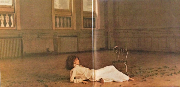 Carly Simon – Boys In The Trees (VG/VG+) – LP, AU 1978 - Image 2
