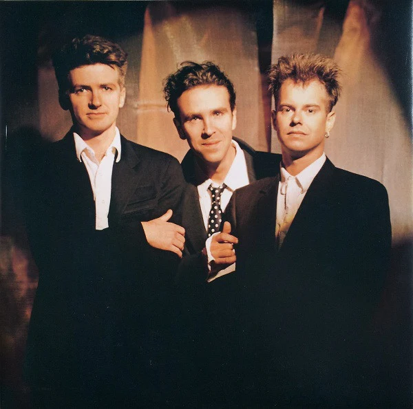 Crowded House – Temple Of Low Men (VG/VG) – LP, AU 1988 - Image 4