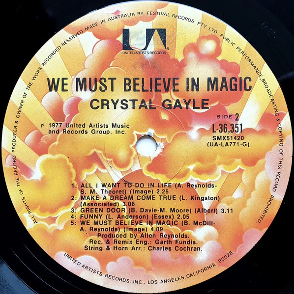 Crystal Gayle – We Must Believe In Magic (VG/VG) – LP, AU - Image 4