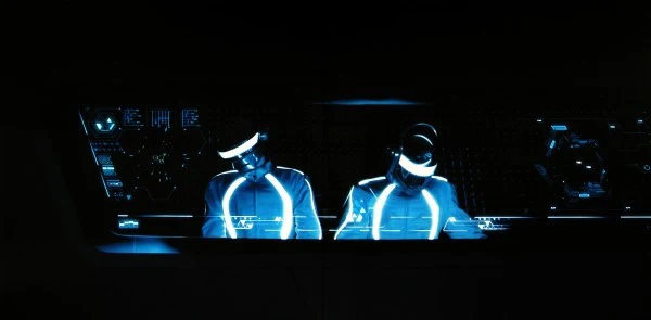 Daft Punk – TRON: Legacy (Vinyl Edition Motion Picture Soundtrack) (E/E) – 2xLP, US 2015 - Image 2