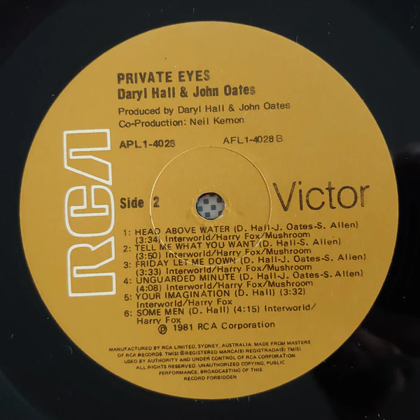 Daryl Hall & John Oates – Private Eyes (VG/VG+) – LP, AU 1981 - Image 5