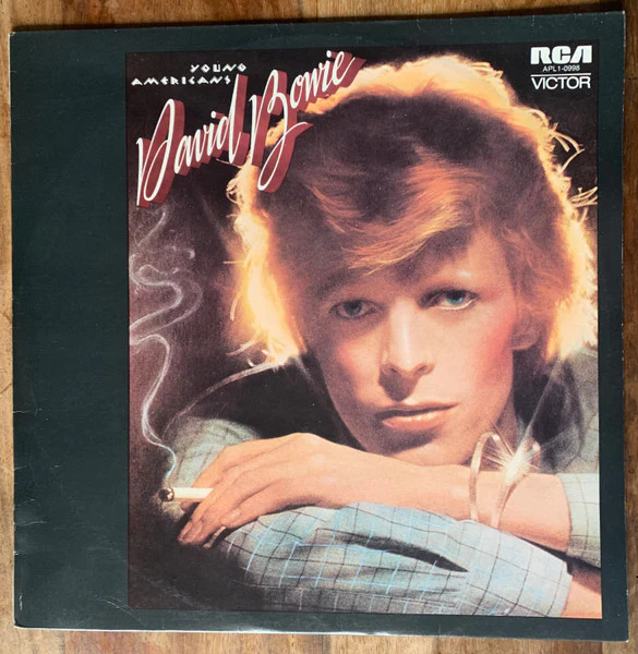 David Bowie – Young Americans (VG+/VG) – LP, AU 1975
