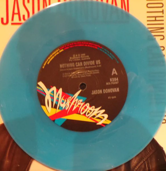 Jason Donovan – Nothing Can Divide Us (VG+/VG+) – 7", AU 1988 - Image 3