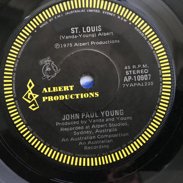 John Paul Young – The Love Game (VG+/Generic) – 7", AU 1975 - Image 2