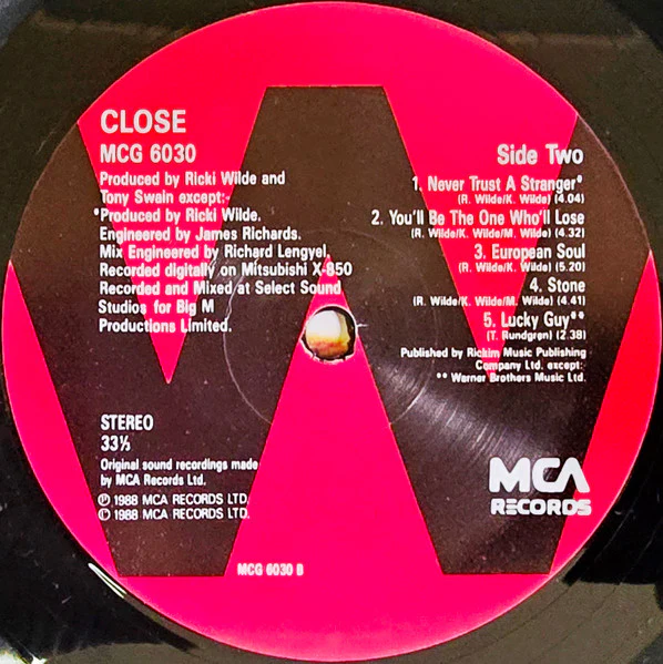 Kim Wilde – Close (VG+/VG+) – LP, UK 1988 - Image 4
