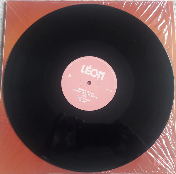 LÉON – LÉON (E/E) – LP, US 2019 - Image 6