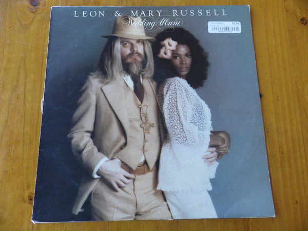 Leon & Mary Russell – Wedding Album (VG+/VG+) – LP, AU 1976