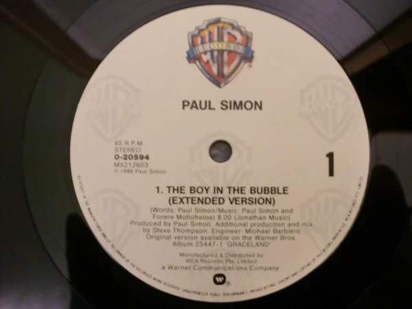 Paul Simon – The Boy In The Bubble (E/VG+) – 12", AU 1986 - Image 6