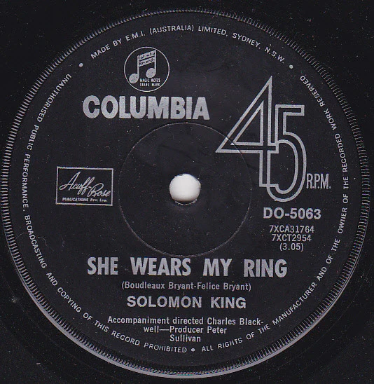Solomon King – She Wears My Ring (VG+/Generic) – 7", AU 1967