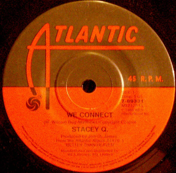 Stacey Q – We Connect (VG+/VG+) – 7", AU 1987 - Image 2