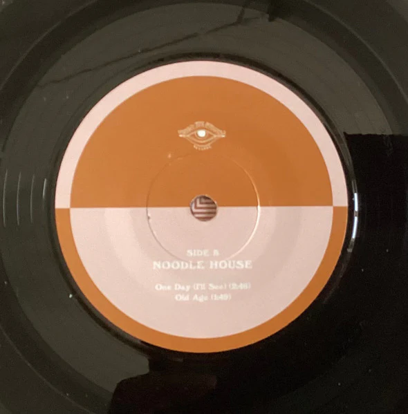 Sunfruits, Noodle House – Friendly Split Single (E/E) – 7", AU 2019 - Image 4