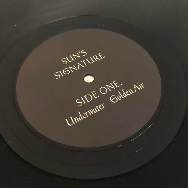 Sun's Signature – Sun's Signature (M/M) – LP, 2022 - Image 3