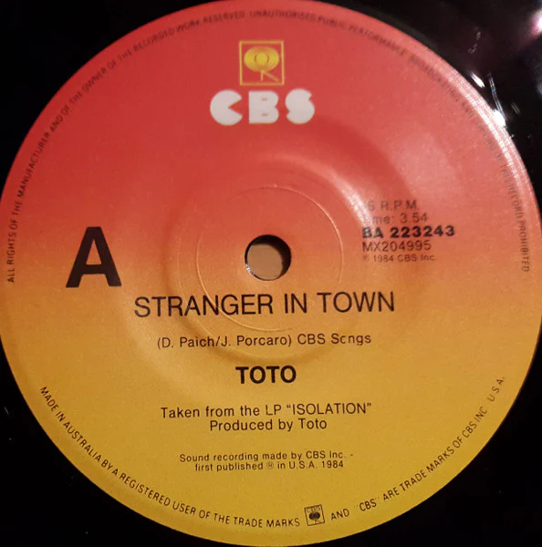 Toto – Stranger In Town (VG/VG) – 7", AU 1984 - Image 3