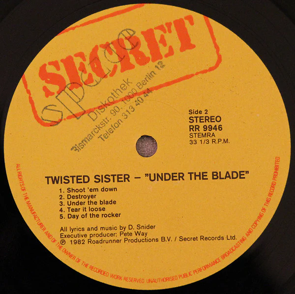 Twisted Sister – Under The Blade (VG/VG+) – LP, Benelux 1982 - Image 4