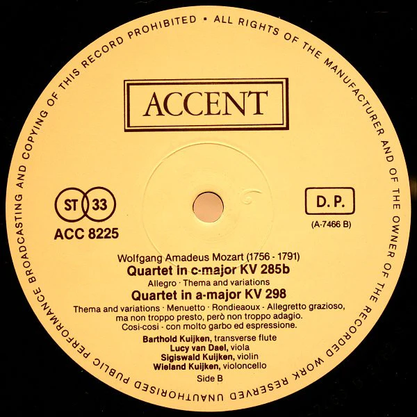 Wolfgang Amadeus Mozart, Barthold Kuijken, Sigiswald Kuijken, Lucy Van Dael, Wieland Kuijken – Flute Quartets (VG+/VG+) – LP, BE 1982 - Image 4